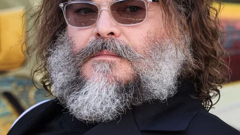 亚冠赛事：海港与申花均遭遇败绩